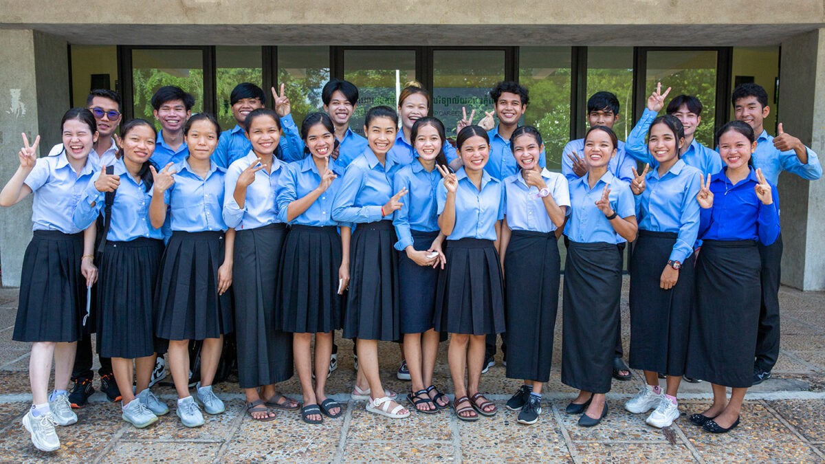 Zugang zu Bildung für Jugendliche in Kambodscha - Eyes Open unterstützt Hilfe zu Selbsthilfe